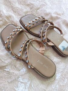PARTY WEAR SANDAL✨