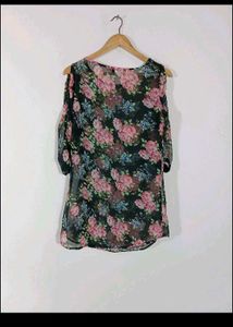 Floral Cold Shoulder Top