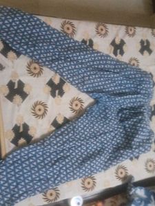Blue &amp; White Floral Kurta