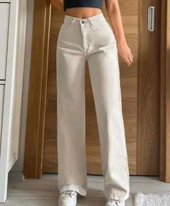 NEW JEAN WITH TAG