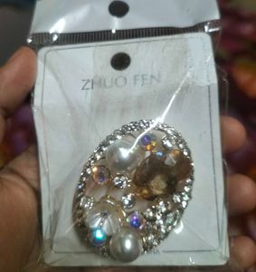 Brooch