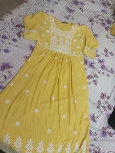 Yellow Naira Cut Kurti With Plazoo