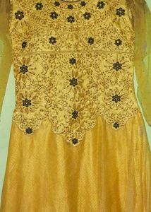 Gold Embroidered Ethnic gown+ 🎁