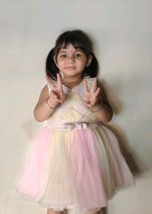 Cute Girl&#39;s Dress