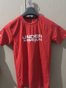 Under Armour Red T-Shirt