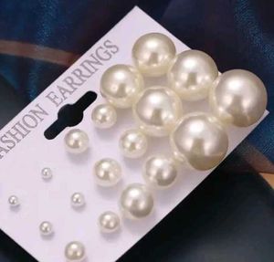 Pearl Stud Earring Set