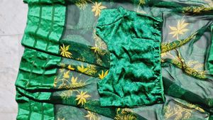 Saree With Stitched Blouse