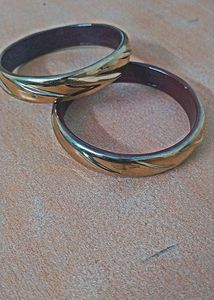 Glass Bangle In Golden Colour