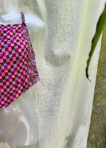 2556. Pink Checkered Crop Top