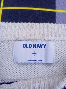 Old Navy Patterned Sweater