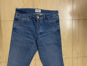 Wrangler Straight Fit Jeans