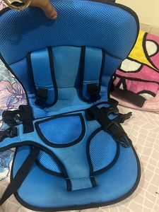 Car Seat Which The Baby Can Be Safely Tucked