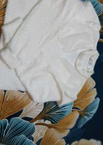 Woolen Top Lovely And Soft