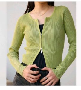 Green Zip-Up Cardigan💚