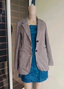 Beige Checks Women&#39;s Blazer