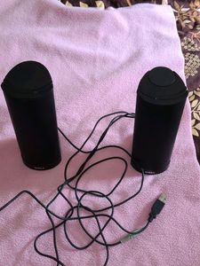DELL AX210 USB 2.0 Portable Laptop/Desktop Speaker (Black 2.0 Channel)