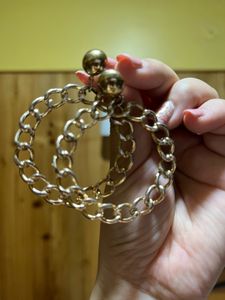 Large hoop earrings. 🌼