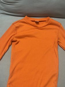 Orange ribbed Cute top