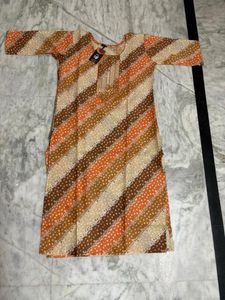 Combo Of 4 Kurtis Flat 50% Discount