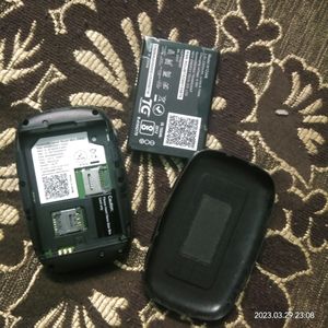 JIOFI M2S wireless data card ( BLACK )