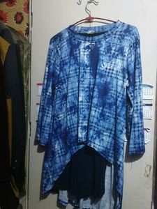 Long tie-die design blue top