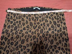 ZARA Leopard Print Flare Leggings