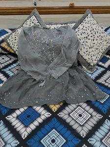 Grey Embellished Kurta
