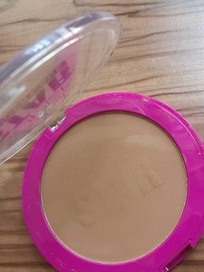 Kiss Beauty Super Star Powder Cake