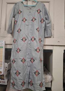 Embroidered Grey Kurta