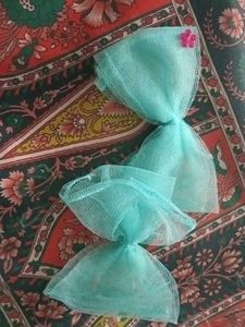 2 Aqua Bow Hair Clips
