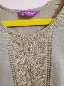 Elegant Embroidered Kurti