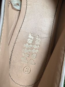 ✨ Preloved Kids’ Shoes for Sale