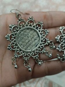 2 Everstylish New Silver Jewellery Earrings