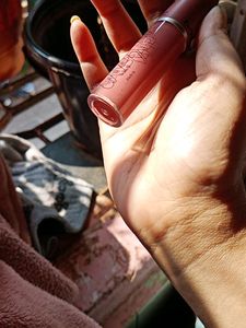 MAC Giambattista Valli Matte Liquid Lipgloss -Nude