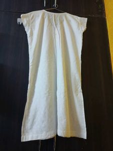 White Chikankari Embroidery Cotton Kurti