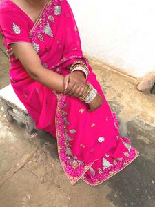 Wedding Saree Ke Sath Rose Sare Free