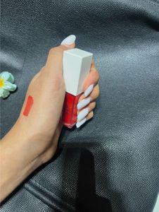 Blur Gloss
