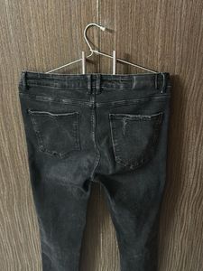 Zara Black Distressed Jeans