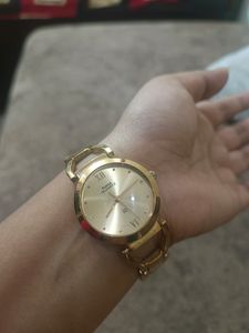 HMT ROSE GOLD WATCH