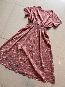 Urbanic Elegant Dusty Pink Floral Print Dress