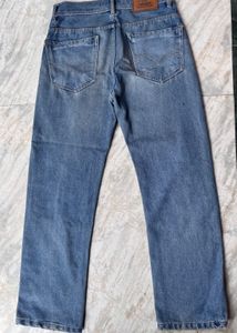 Levis Jeans