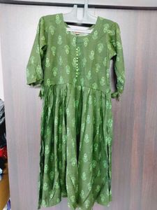 Nayra Cut Kurti
