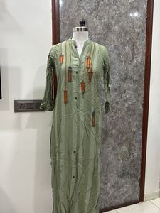 Green Kurti