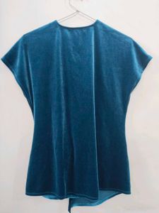 Casual Blue Velvet Textured Top.
