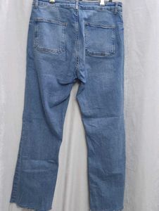 Zara Light Wash Jeans