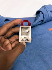 THE NORTH FACE T-SHIRT