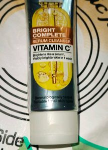 Vitamin C Bright Complete Serum Cleanser