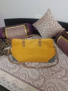 Oriflame Mustered Colour Hand Bag
