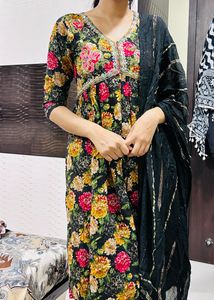 Naira Cut Dress Set