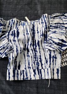 Crop Top With Frill Sleeve